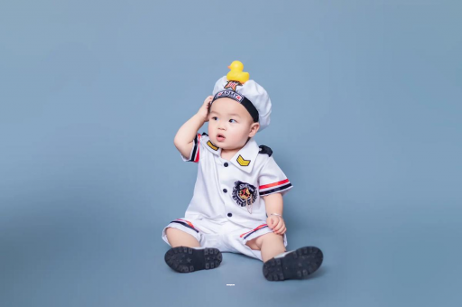 梨树县宝宝老摇头怎么回事 梨树县宝宝老摇头怎么回事